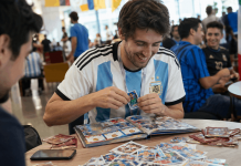 Principais maneiras de ganhar pacotes de figurinhas da Copa do Mundo de graça